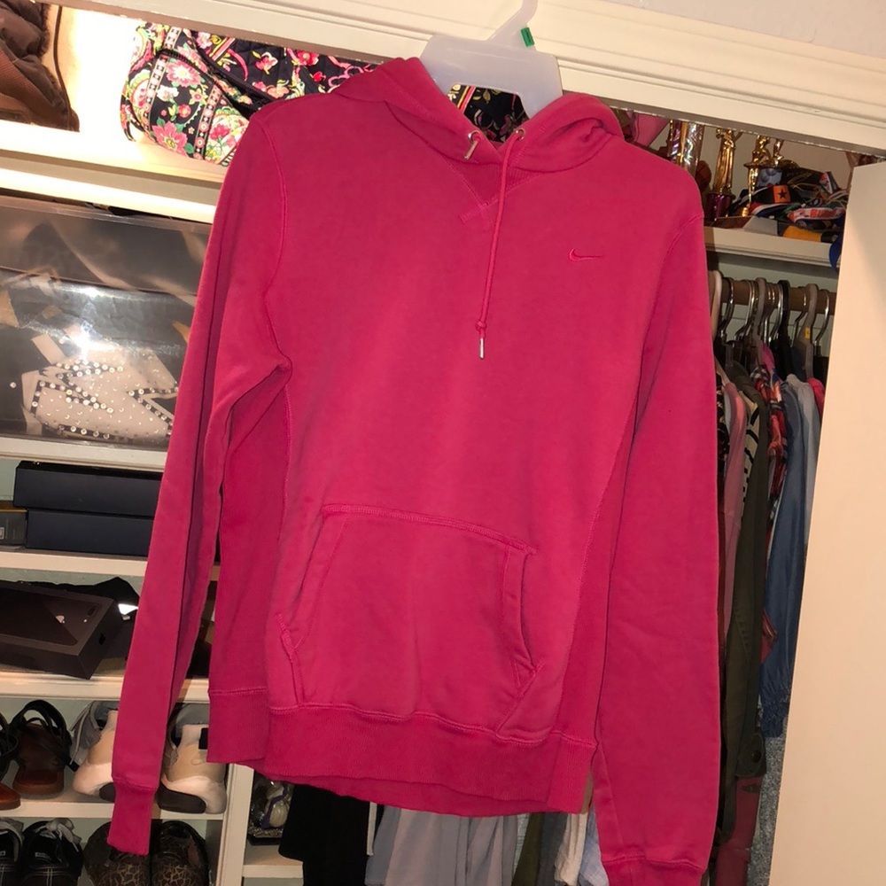 NIKE HOODIE JUNIORS SIZE MED//barely worn